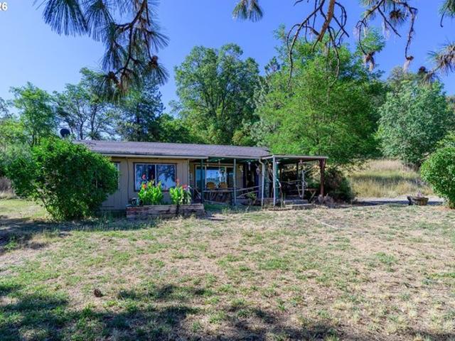 House for sale in Oregonia