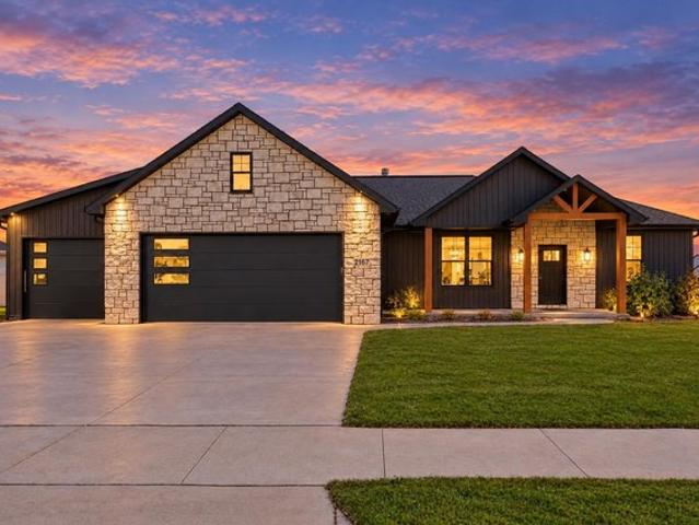 House for sale in De Pere, Brown County
