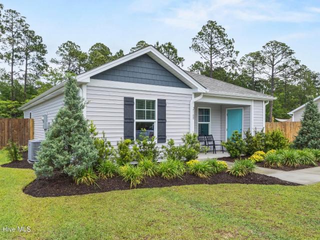 House for sale in Bolivia, North Carolina