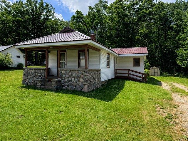 House for sale in Houghton Lake, Michigan