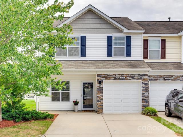 Townhouse for sale in Clover