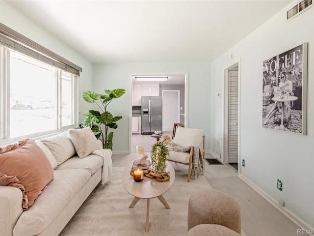 House for sale in Arapahoe, Colorado