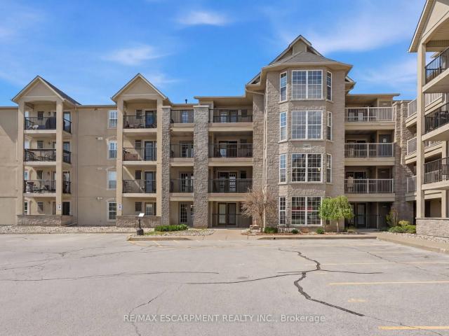 Condo for sale in Burlington, Ontario