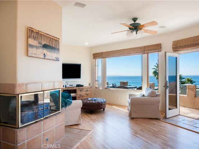 House for sale in Manhattan Beach, Los Angeles County