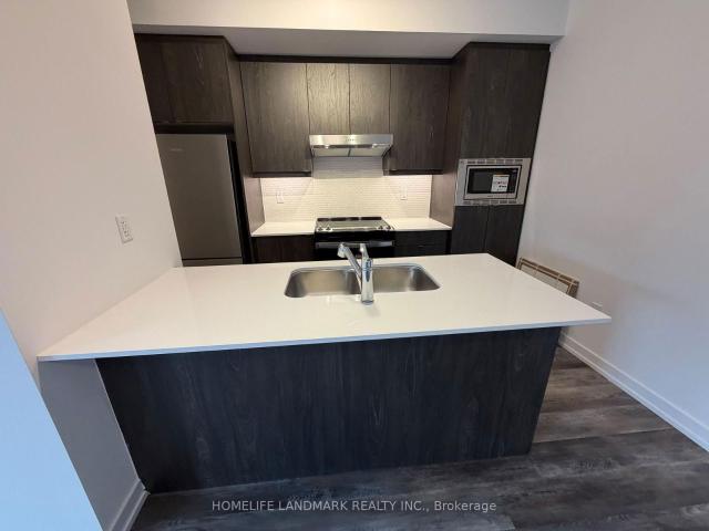 Condo for sale in Toronto, Golden Horseshoe
