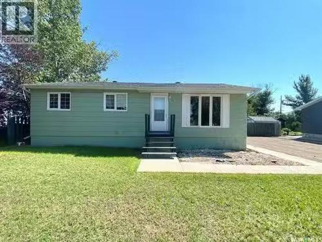 House for sale in Frontier, Saskatchewan