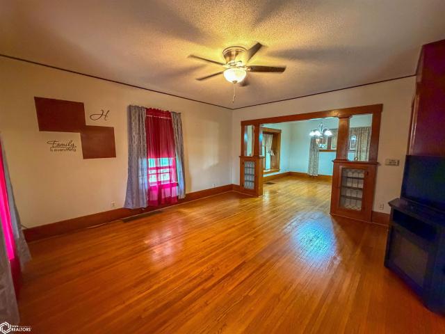 House for sale in Hampton, Iowa