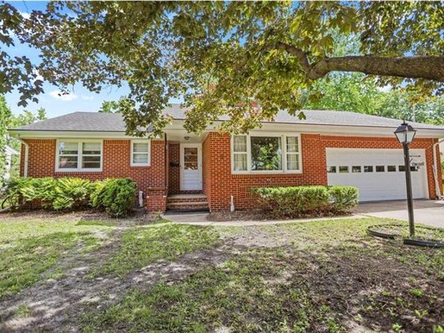 House for sale in Waseca, Minnesota