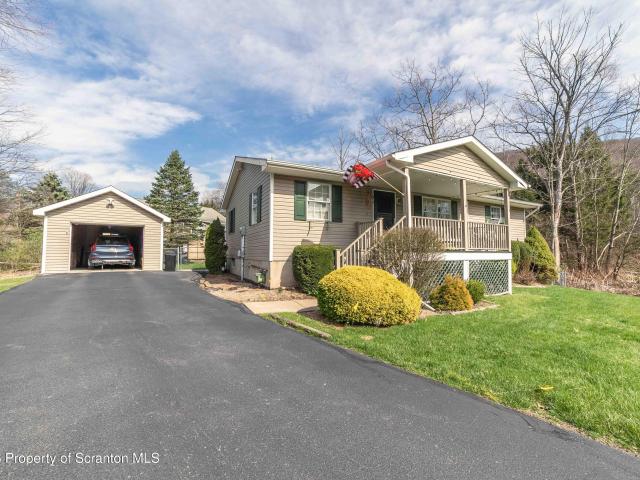 House for sale in Chinchilla, Pennsylvania