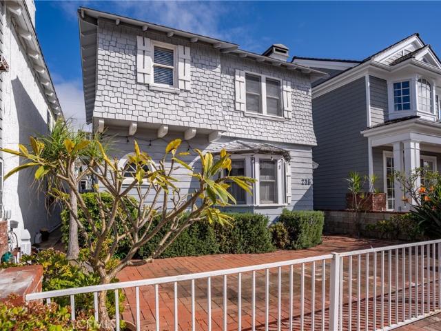 Townhouse for sale in Balboa Island, Corona Del Mar
