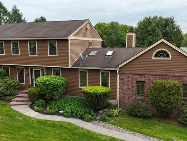 House for sale in Saratoga, New York