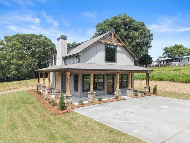 House for sale in Cleveland, Georgia