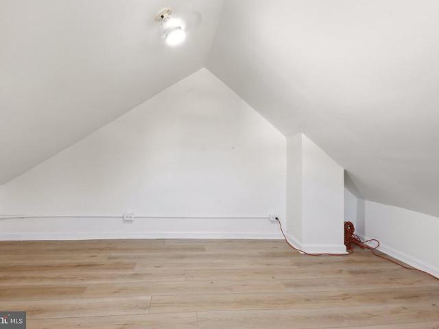 Townhouse for sale in Burlington, Burlington County