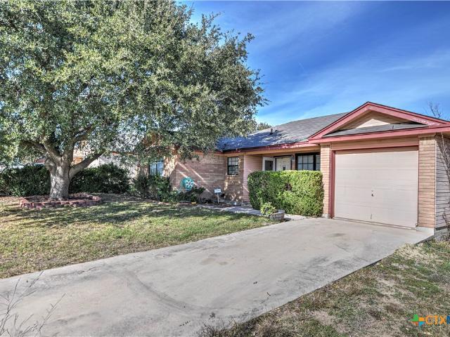 House for sale in Briggs, Texas