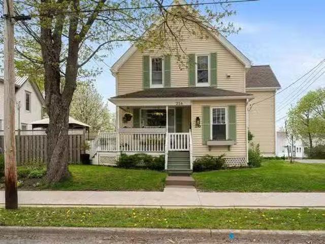 House for sale in New Glasgow, Nova Scotia
