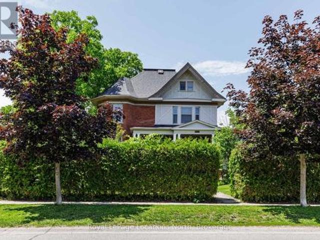 House for sale in Collingwood, Ontario