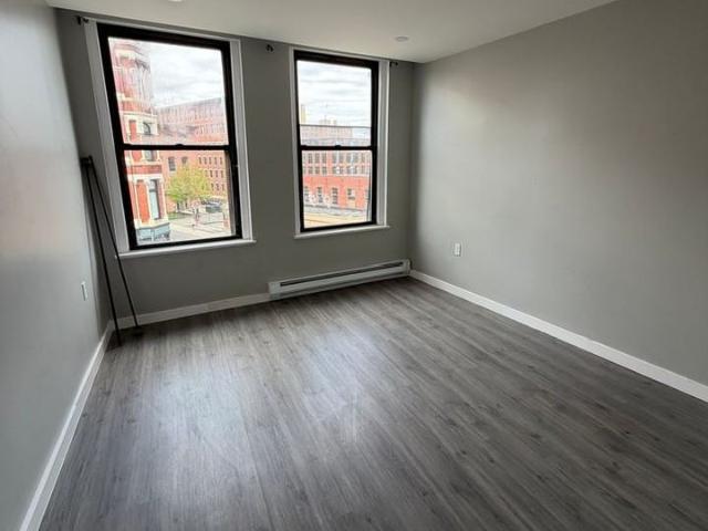 Apartment for rent in Lowell, Massachusetts