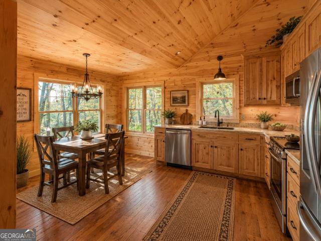 House for sale in Blue Ridge, Gilmer County