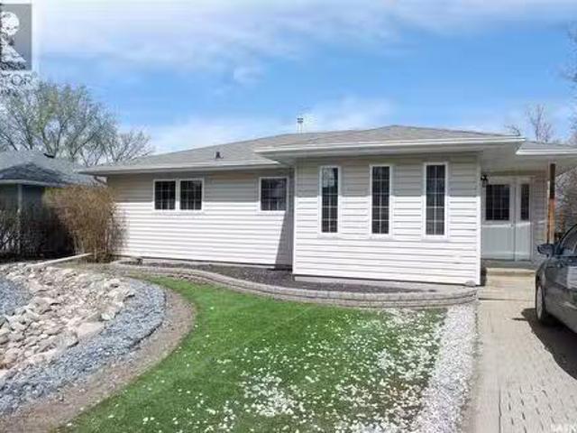 House for sale in Assiniboia, Saskatchewan