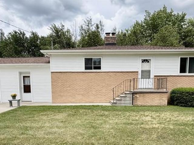House for sale in Pinconning, Michigan