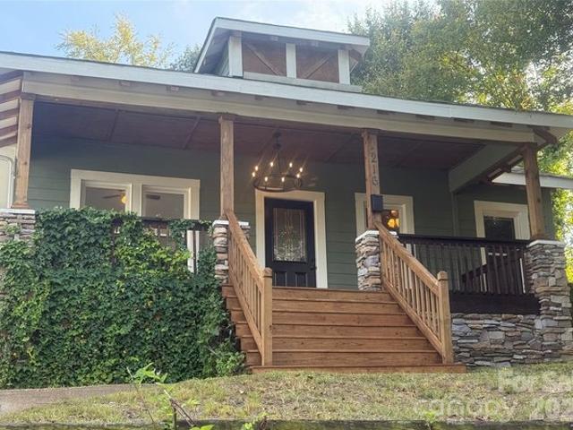 House for sale in Downtown, Mount Holly
