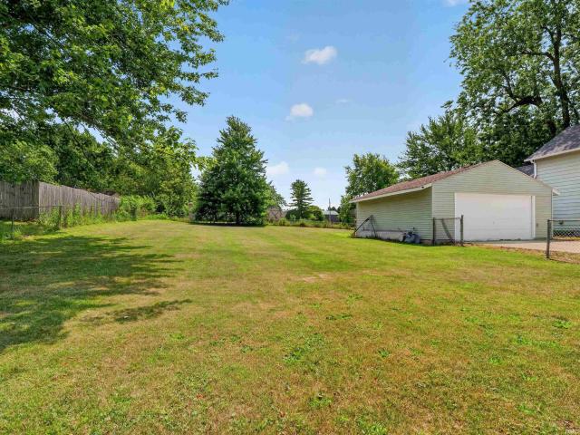 House for sale in Hudson, Indiana