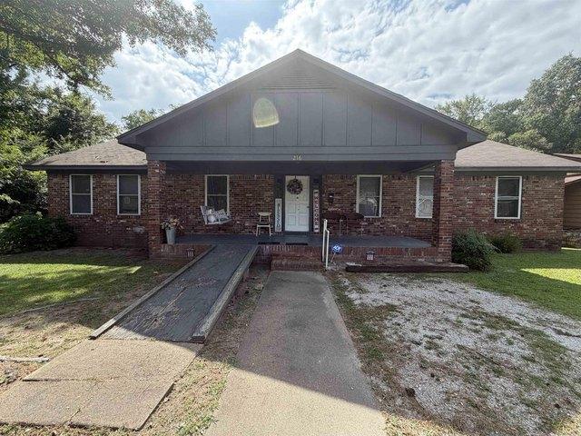 House for sale in Ark
