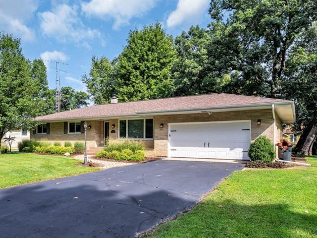 House for sale in Silver Lake, Salem