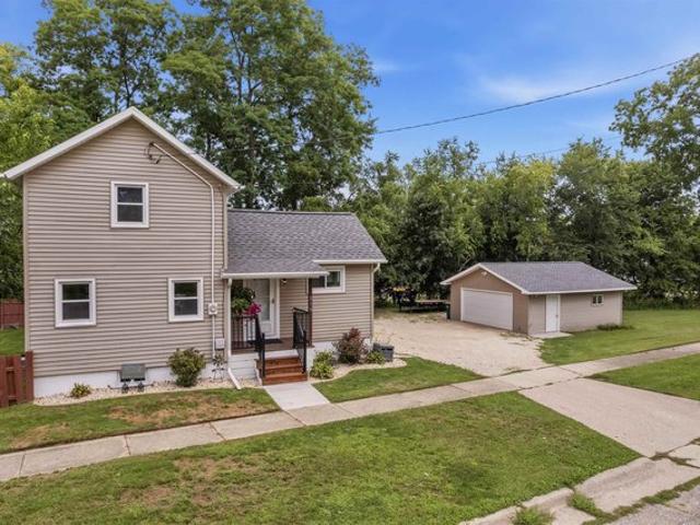 House for sale in Edgerton, Wisconsin