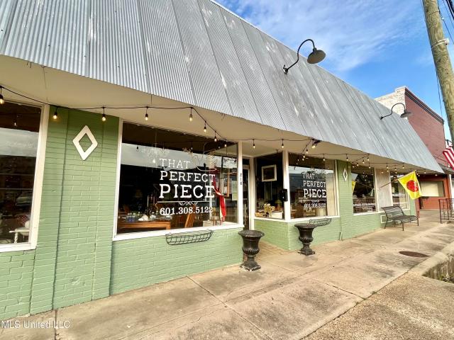 Commercial for sale in Crystal Springs, Mississippi