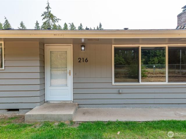 House for sale in Oak Harbor, Washington