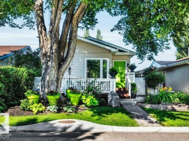 House for sale in Spruce Grove, Alberta