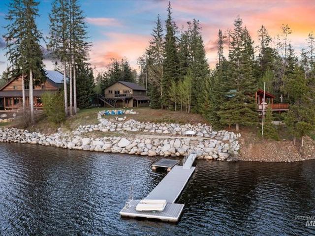 House for sale in Donnelly, Idaho
