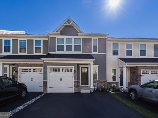 Townhouse for sale in Chester, Pennsylvania