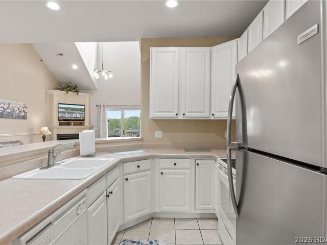 Condo for sale in Sunrise Beach, Missouri