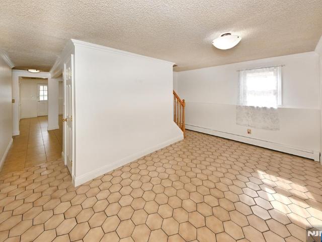 House for sale in Little Ferry, New Jersey