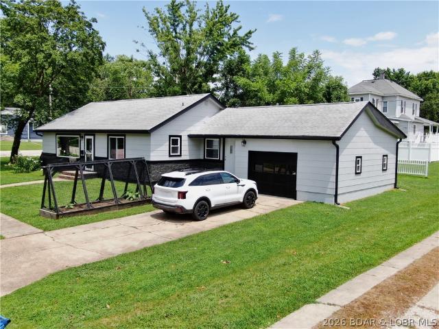 House for sale in Eldon, Missouri