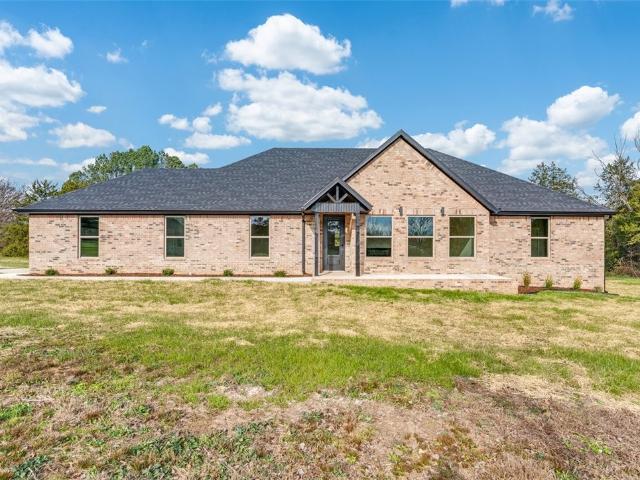 House for sale in Ark
