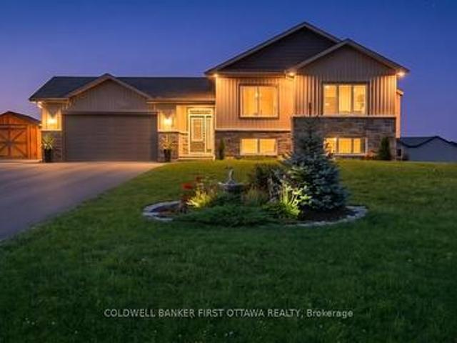 House for sale in Renfrew, Ontario