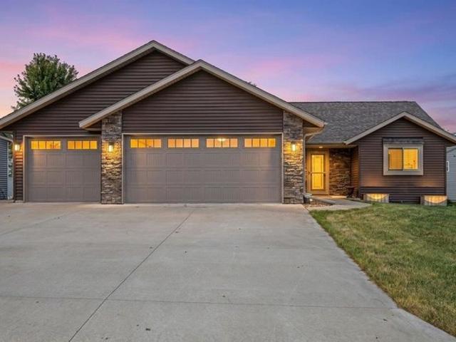 House for sale in Cedar, Iowa