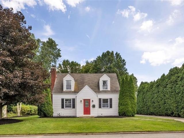 House for sale in Zelienople, Pennsylvania