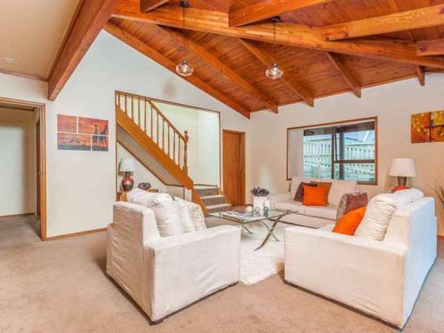 House for rent in Mount Wellington, Oroua County