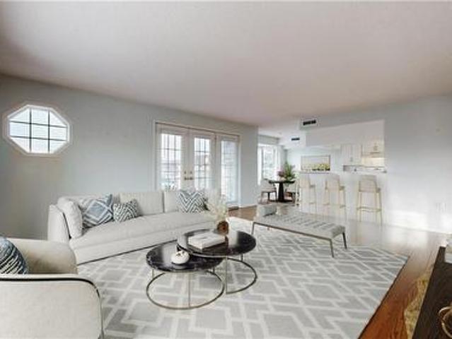 Condo for sale in Burlington, Ontario