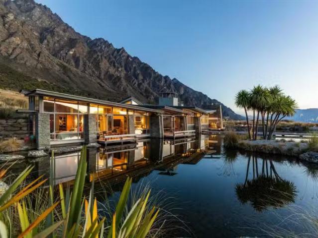 House for sale in Otakou