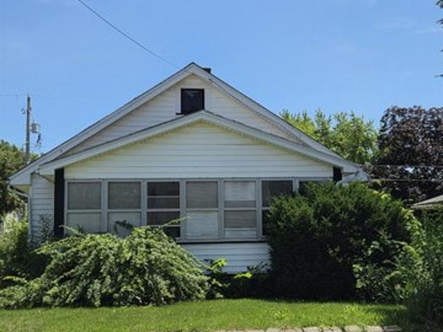 House for sale in South Pekin, Illinois
