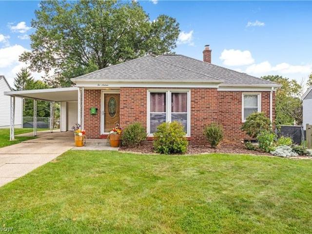 House for sale in Massillon, Stark County
