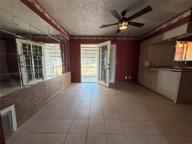House for sale in Sentinel, Washita County