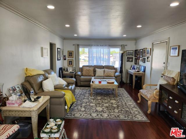 House for sale in Inglewood, Los Angeles County