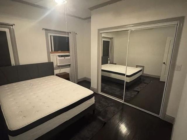 Apartment for rent in Canoga Park, California