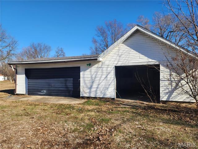 House for sale in Stonington, Illinois